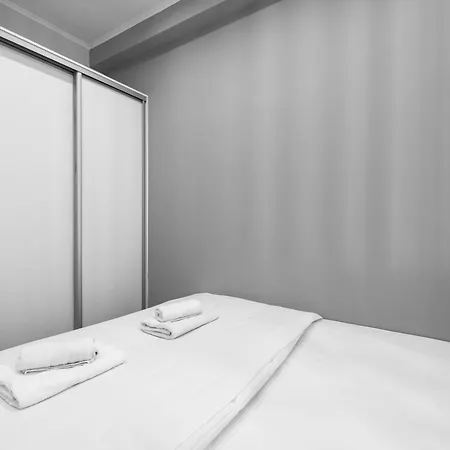 Penthouse Apartments, The Luxury 아파트 *