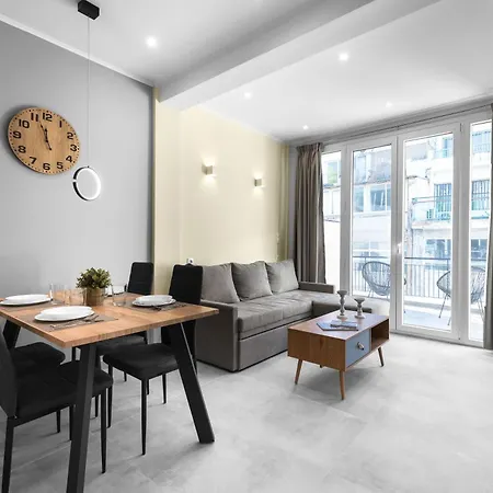 Penthouse Apartments, The Luxury 아파트