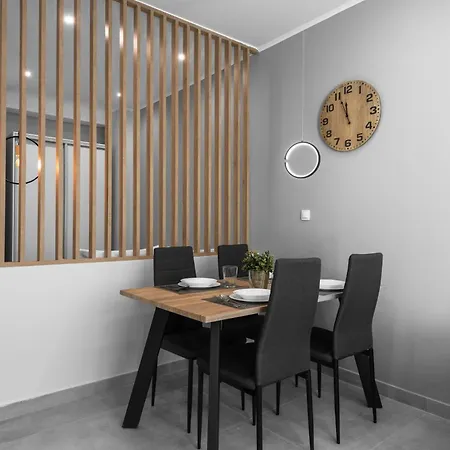 Penthouse Apartments, The Luxury 아파트 *