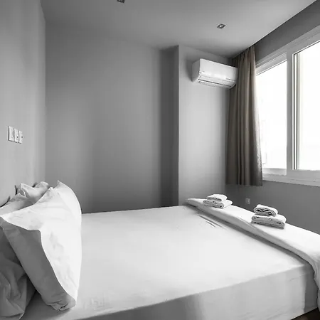 Penthouse Apartments, The Luxury 아파트 *