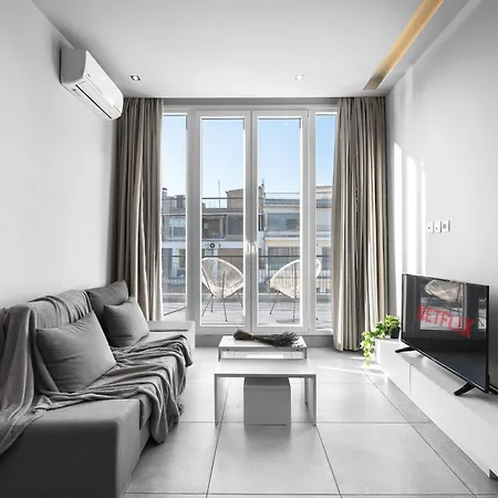 Penthouse Apartments, The Luxury * 테살로니키