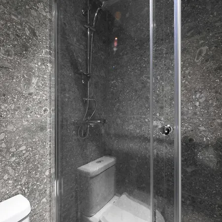아파트 Penthouse Apartments, The Luxury